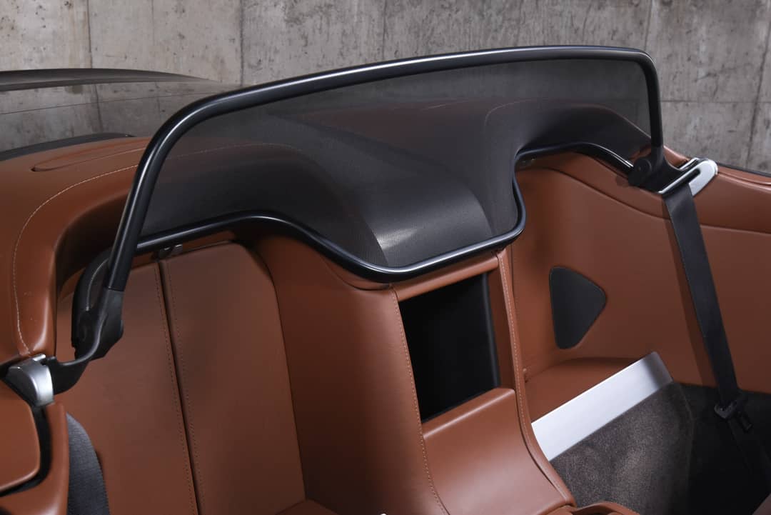 2014 Aston Martin V8 Vantage Roadster — photo 19