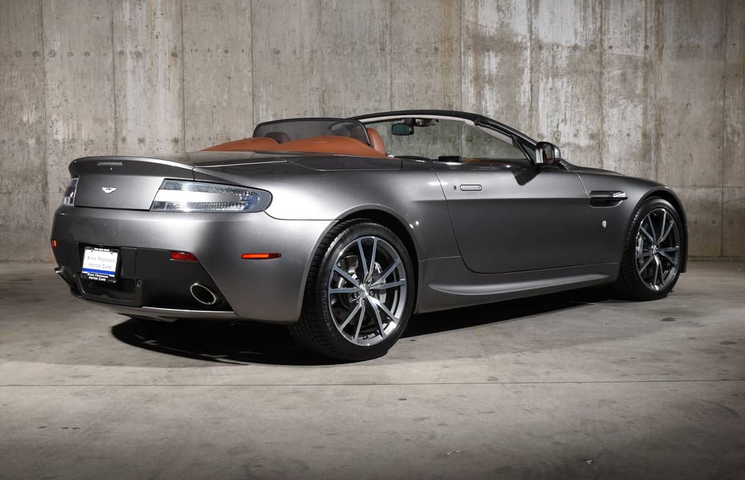 2014 Aston Martin V8 Vantage Roadster — photo 3