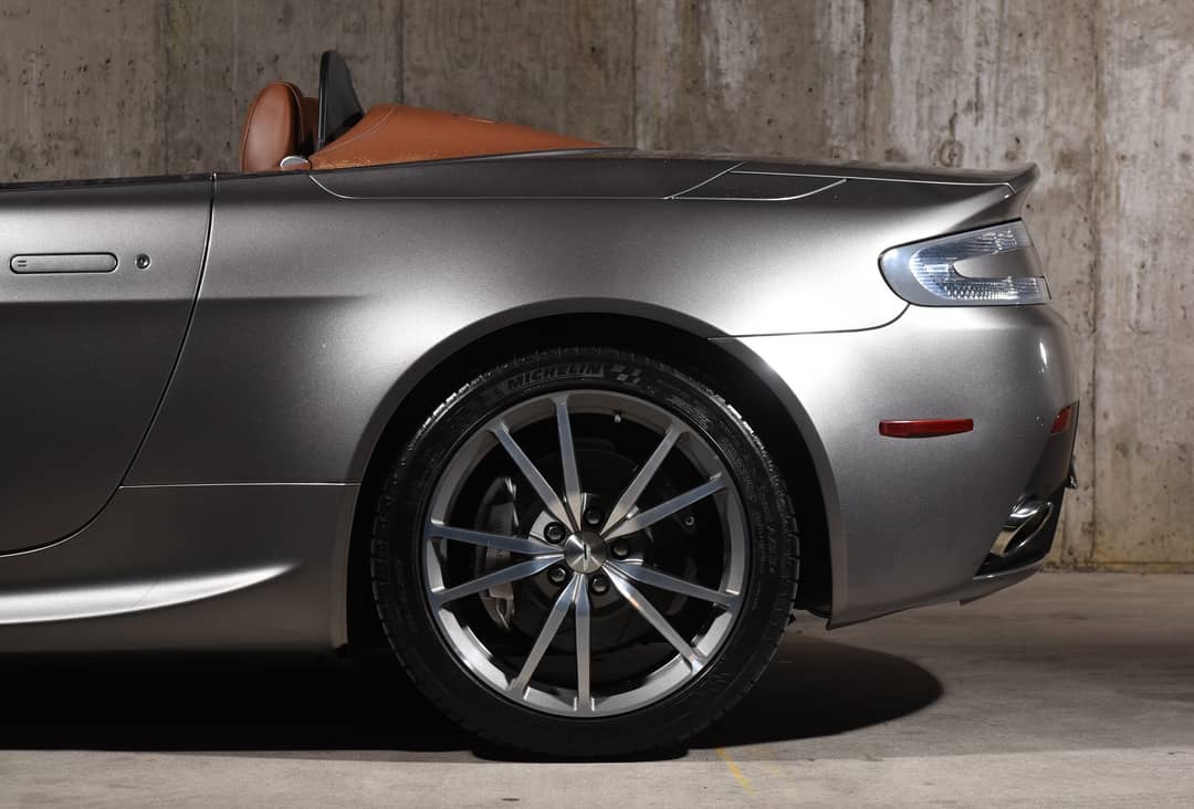 2014 Aston Martin V8 Vantage Roadster — photo 43