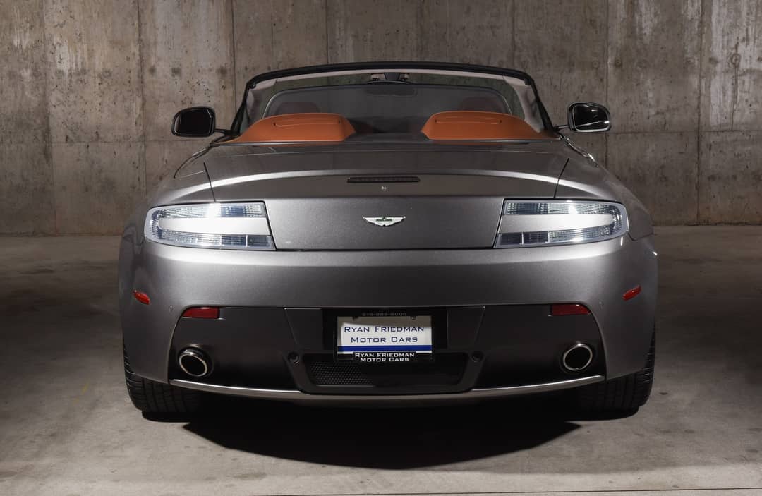 2014 Aston Martin V8 Vantage Roadster — photo 10