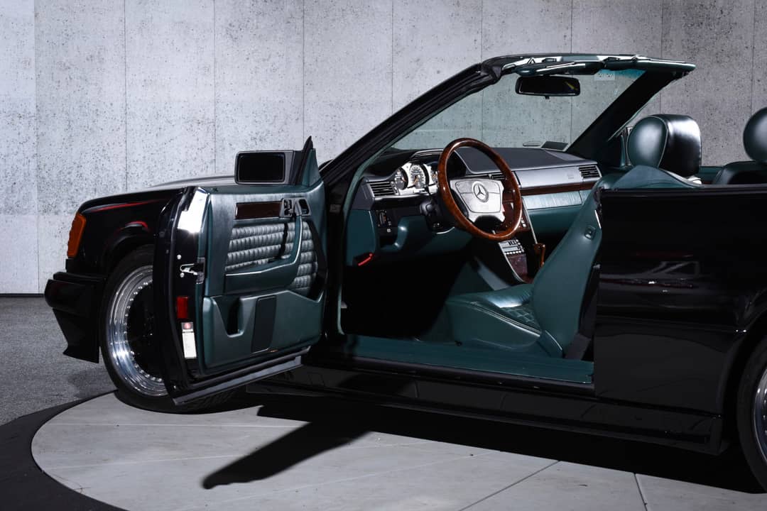 1995 Mercedes-Benz E-Class E 320 — photo 14