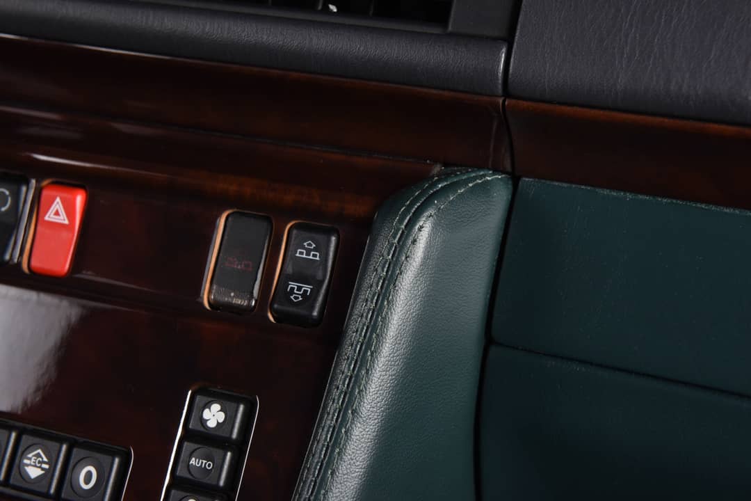 1995 Mercedes-Benz E-Class E 320 — photo 24