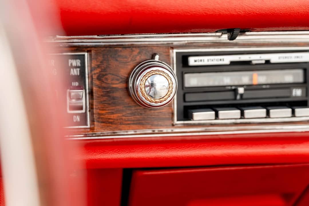 1976 Cadillac Eldorado — photo 38