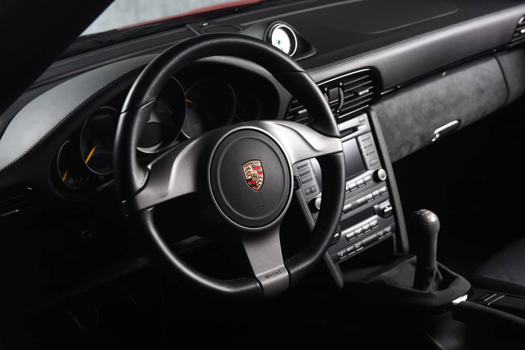 2010 Porsche 911 GT3 — photo 18