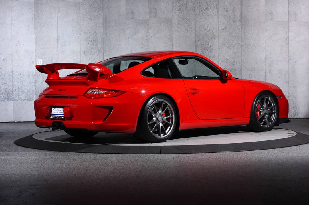 2010 Porsche 911 GT3 — photo 3
