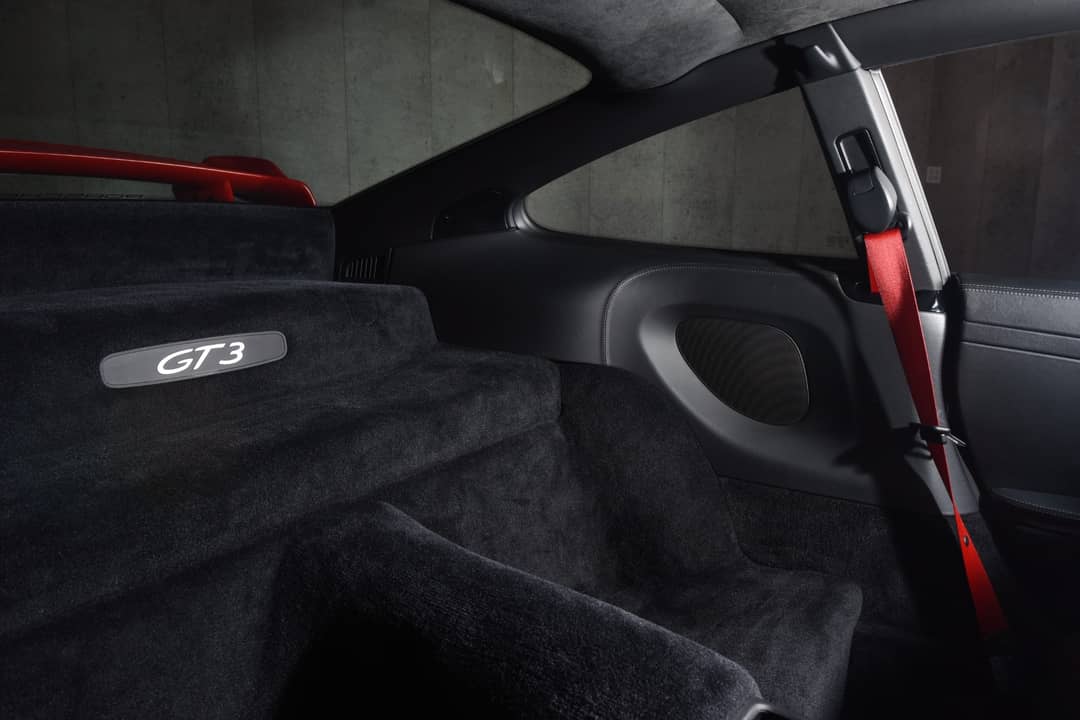 2010 Porsche 911 GT3 — photo 32