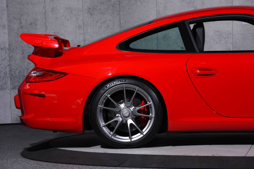 2010 Porsche 911 GT3 — photo 39