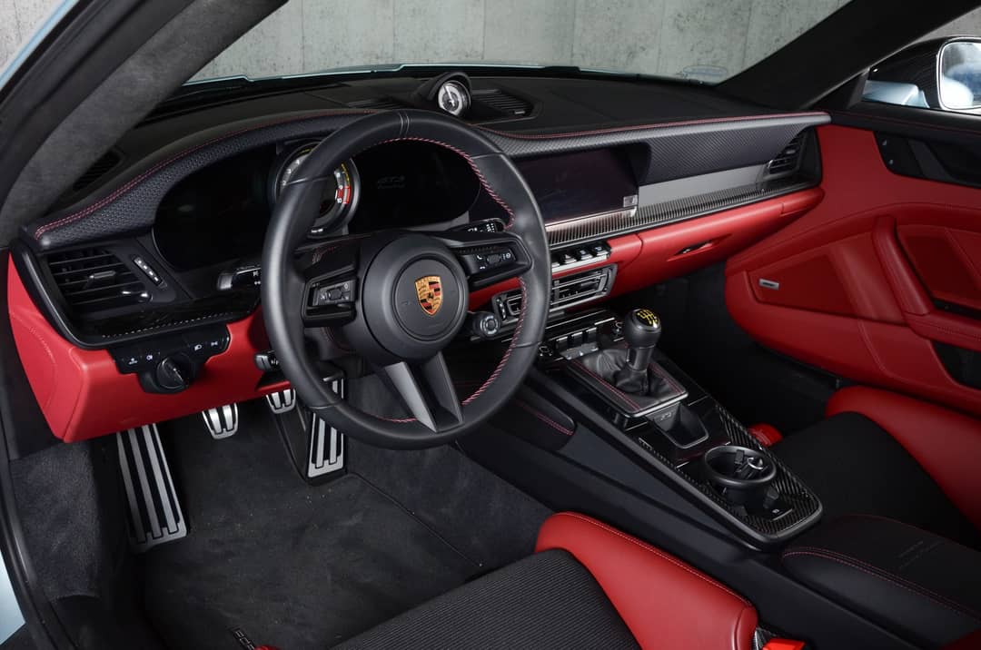 2022 Porsche 911 GT3 Touring — photo 4