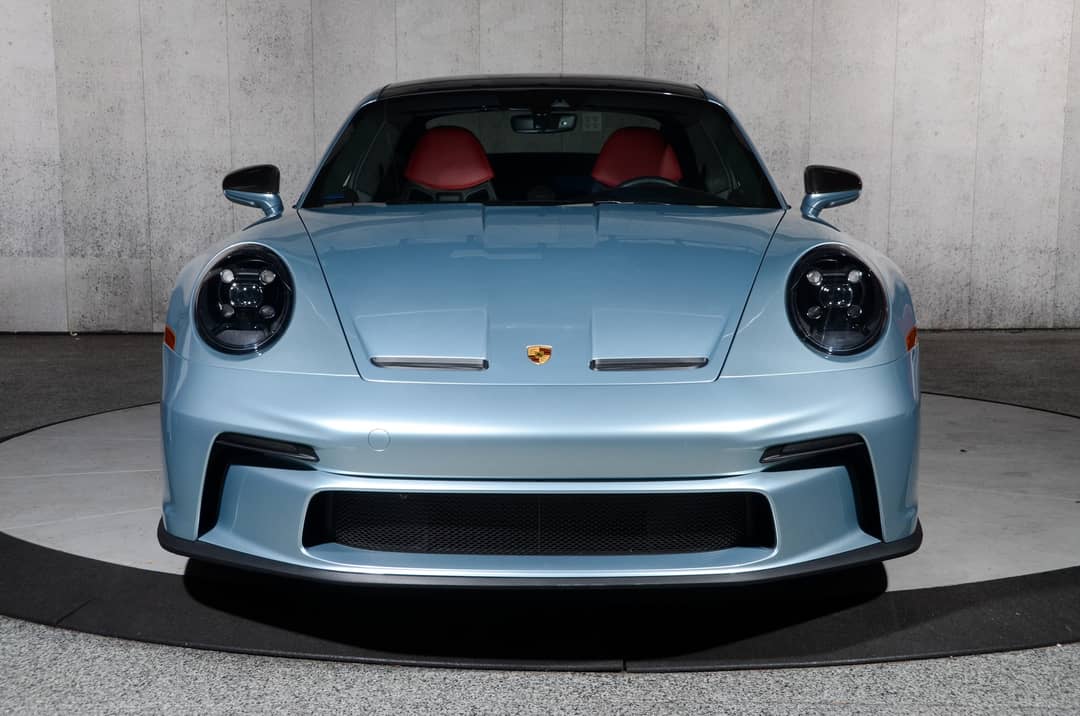 2022 Porsche 911 GT3 Touring — photo 9