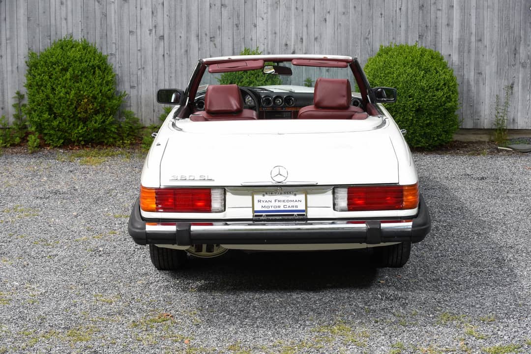 1985 Mercedes-Benz 380 SL — photo 13