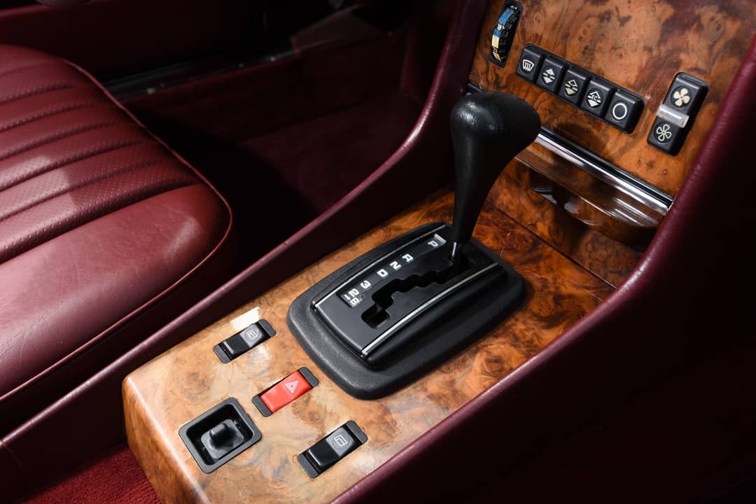 1985 Mercedes-Benz 380 SL — photo 26