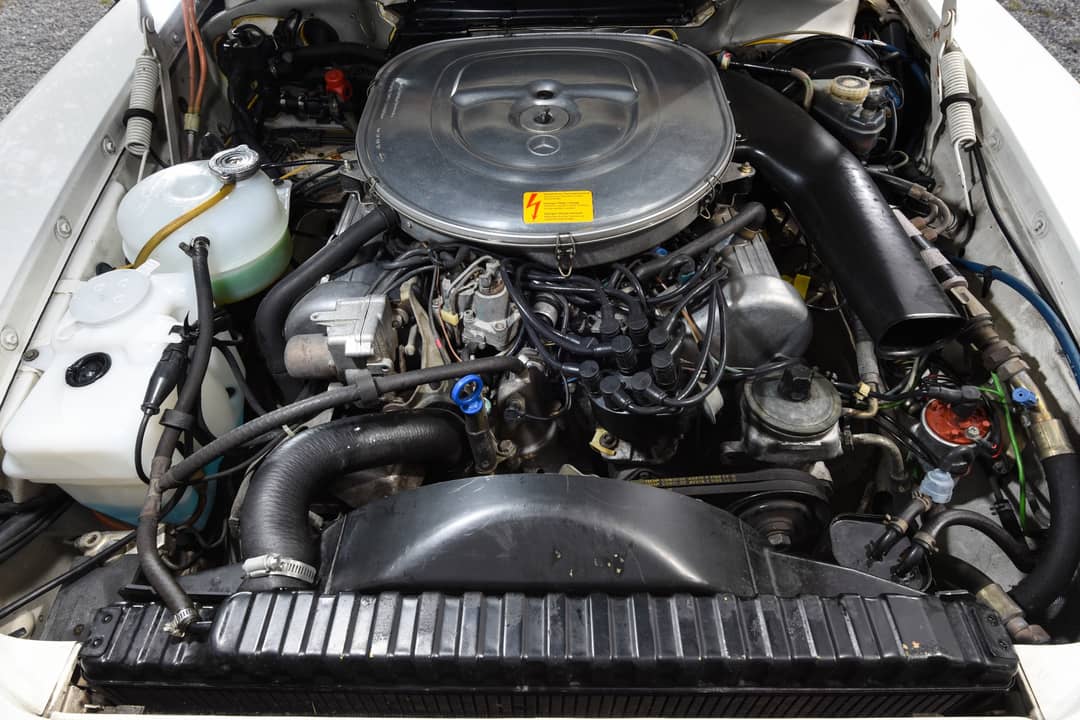 1985 Mercedes-Benz 380 SL — photo 34
