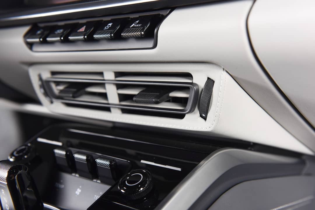 2025 Porsche 911 Turbo S — photo 6