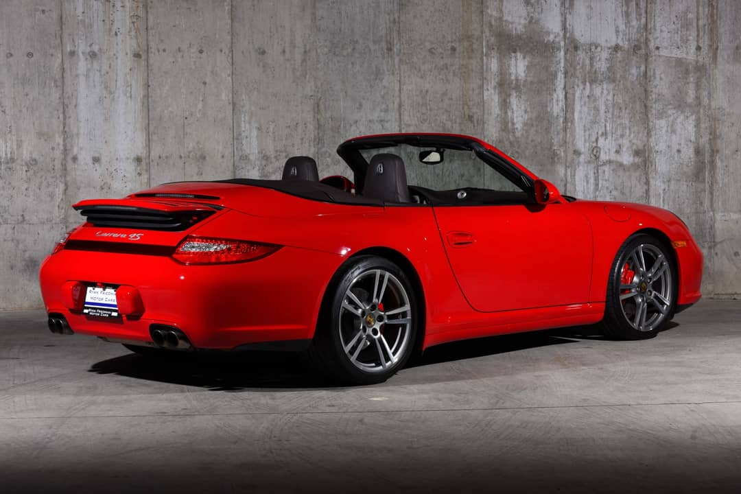 2009 Porsche 911 Carrera 4S — photo 36
