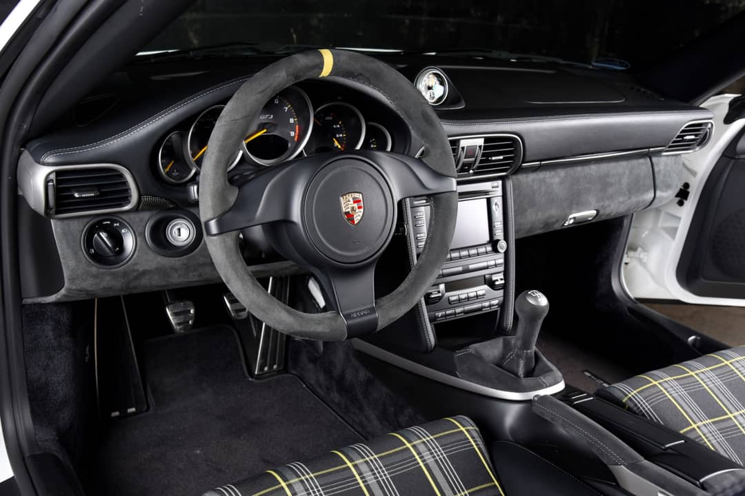 2011 Porsche 911 GT3 RS — photo 4