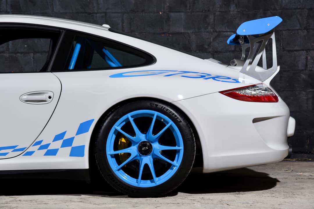2011 Porsche 911 GT3 RS — photo 42