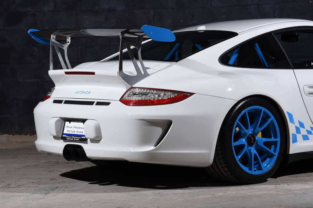 2011 Porsche 911 GT3 RS — photo 44