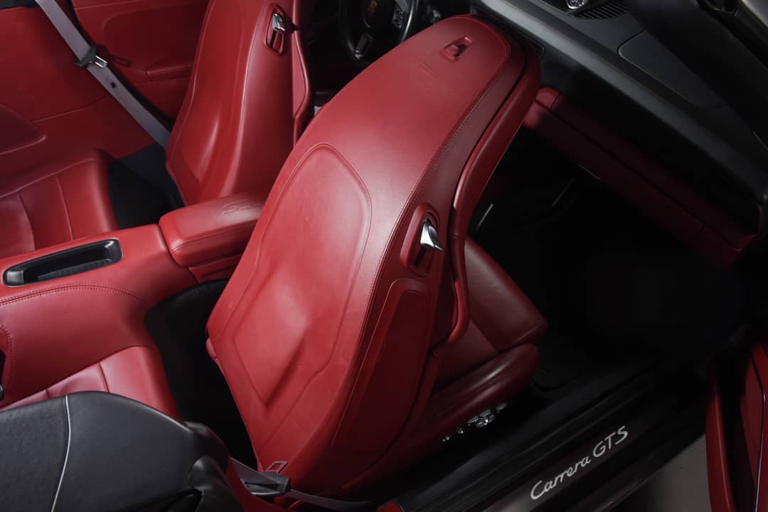 2018 Porsche 911 Carrera GTS — photo 16