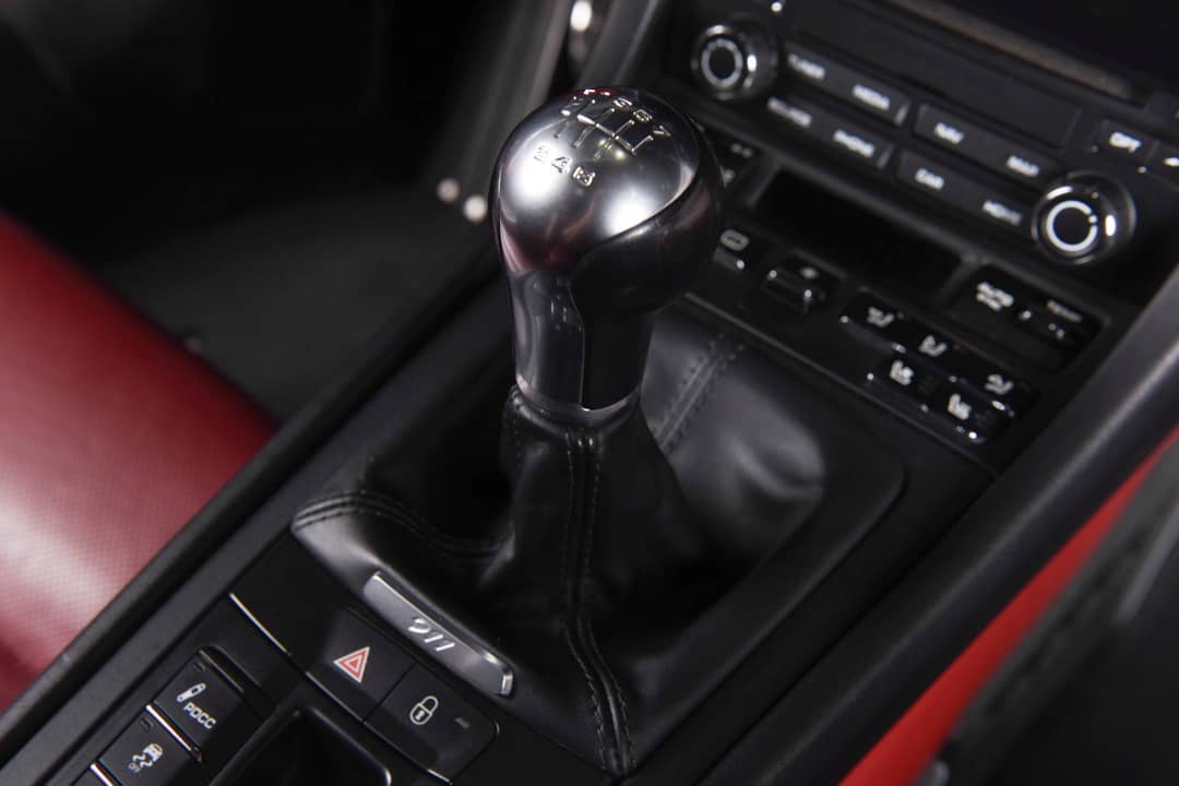 2018 Porsche 911 Carrera GTS — photo 19