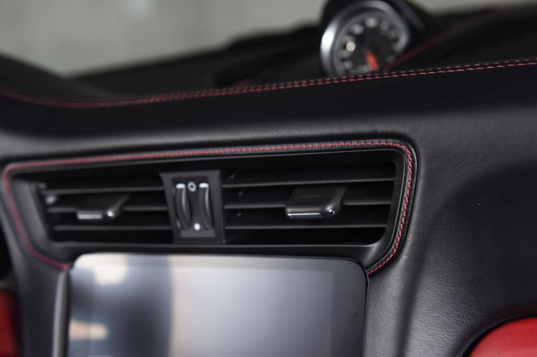 2018 Porsche 911 Carrera GTS — photo 22