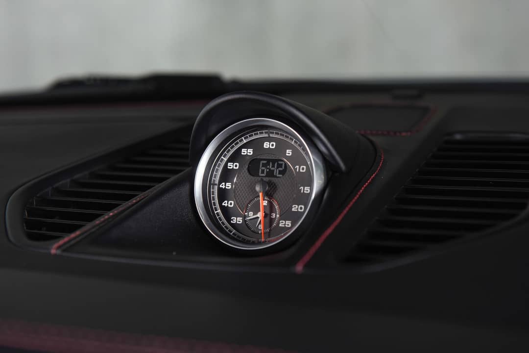 2018 Porsche 911 Carrera GTS — photo 23