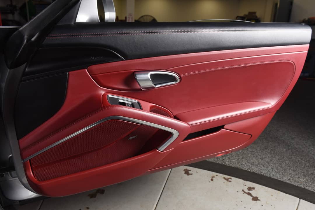 2018 Porsche 911 Carrera GTS — photo 26