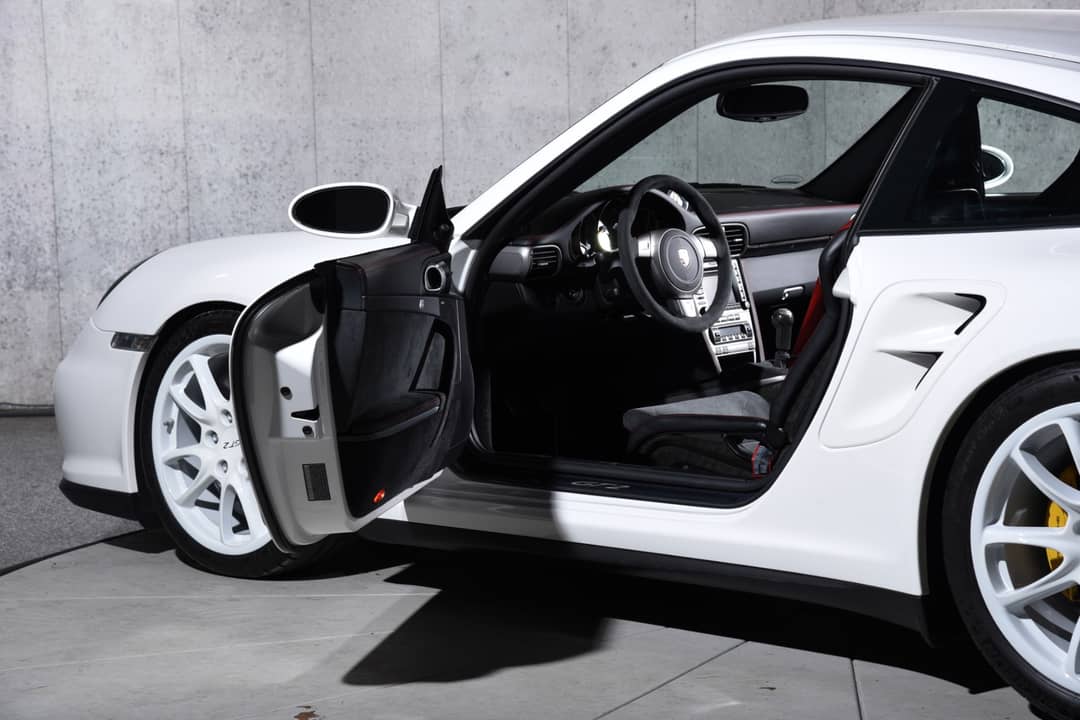 2008 Porsche 911 GT2 — photo 14