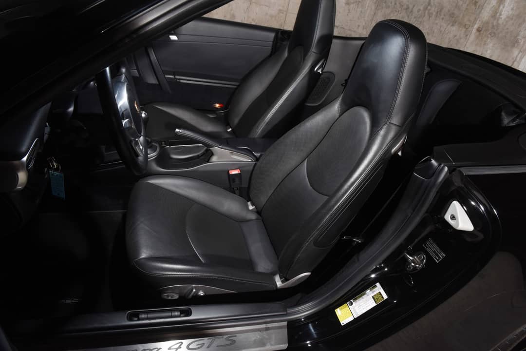 2012 Porsche 911 Carrera 4 GTS — photo 14