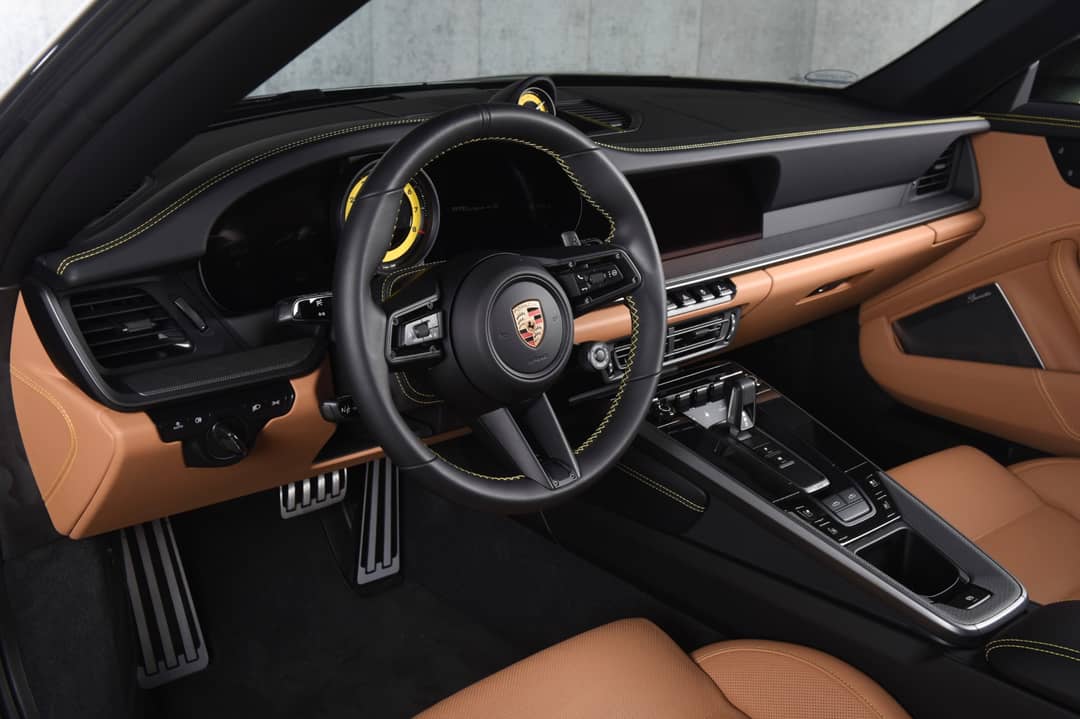 2024 Porsche 911 Targa 4S — photo 4