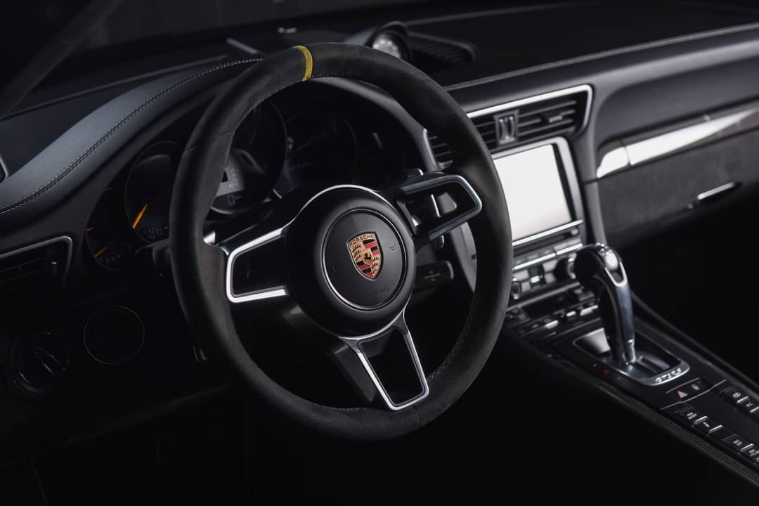 2016 Porsche 911 GT3 RS — photo 23