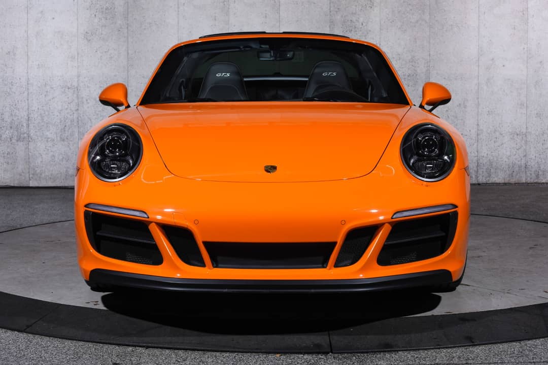 2018 Porsche 911 Targa 4 GTS — photo 12