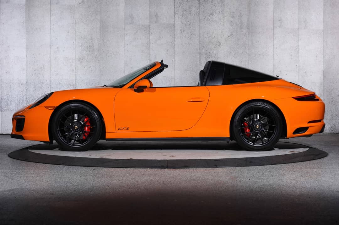 2018 Porsche 911 Targa 4 GTS — photo 14