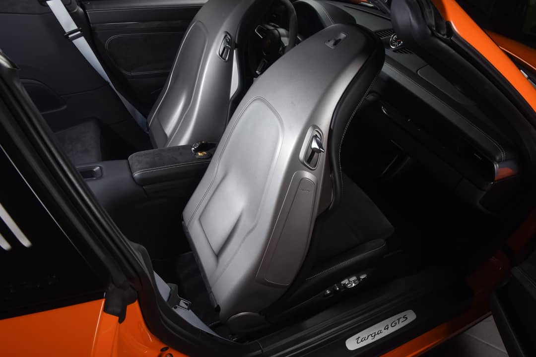 2018 Porsche 911 Targa 4 GTS — photo 28