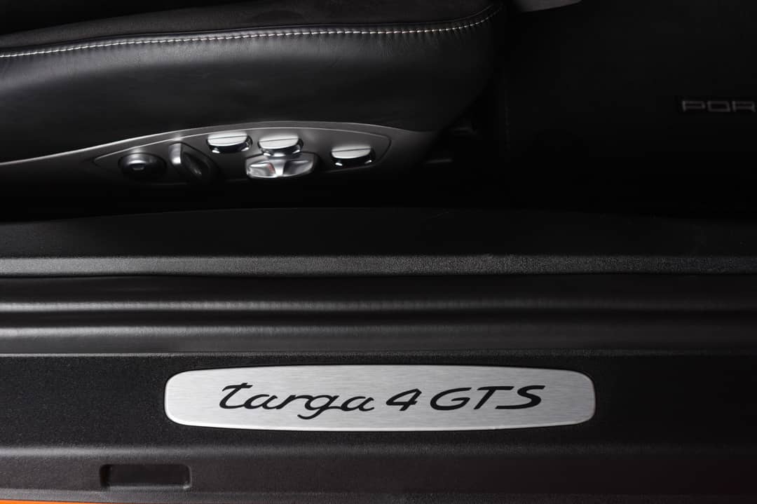 2018 Porsche 911 Targa 4 GTS — photo 29