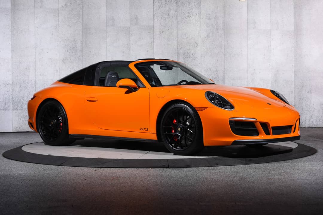 2018 Porsche 911 Targa 4 GTS — photo 10