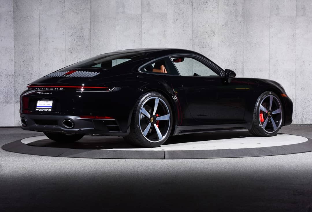 2024 Porsche 911 Carrera S — photo 8