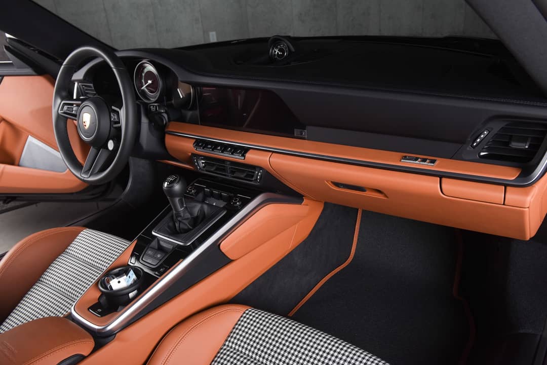 2024 Porsche 911 Carrera S — photo 10