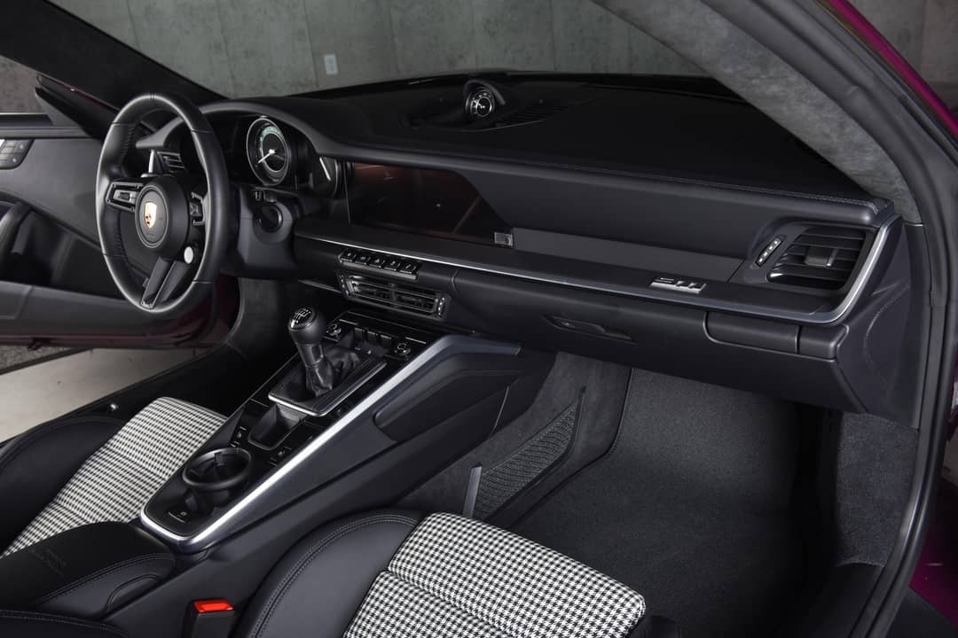 2024 Porsche 911 Carrera S — photo 17