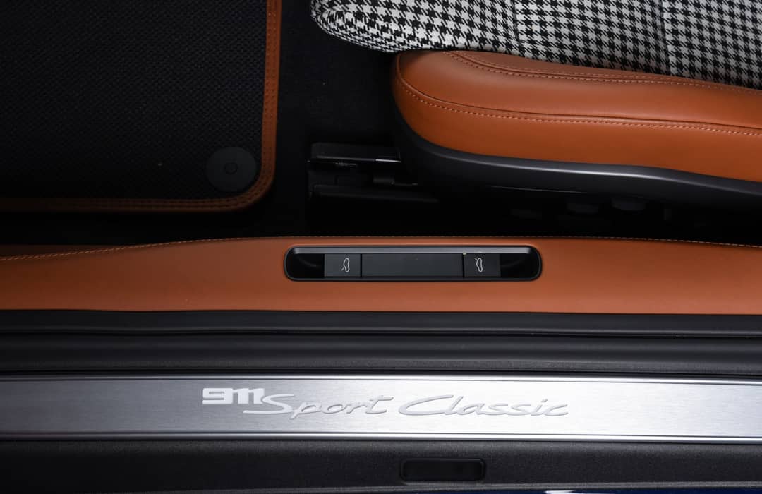 2023 Porsche 911 Sport Classic — photo 26