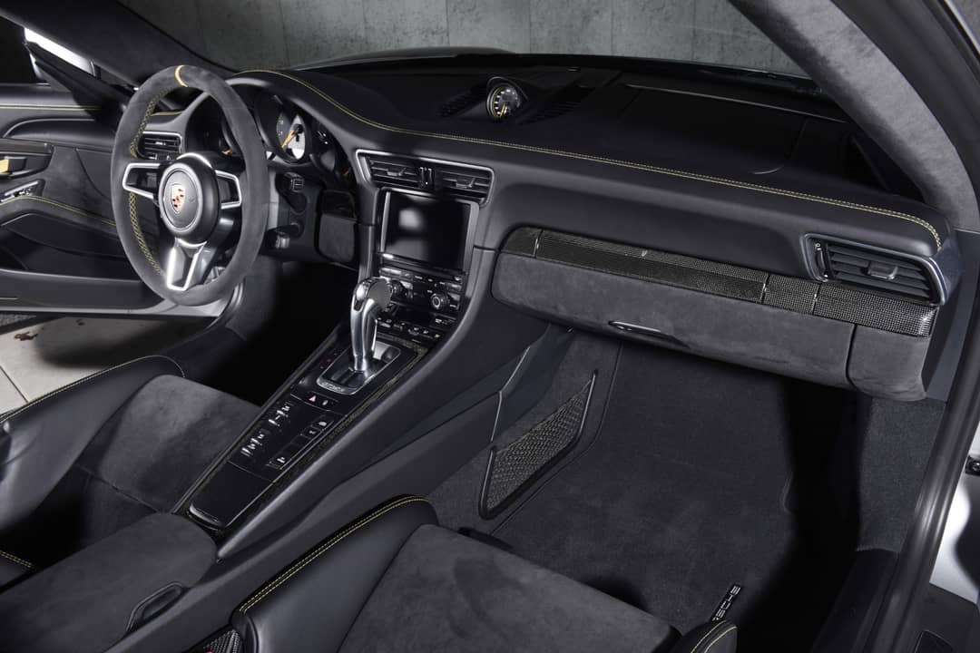 2016 Porsche 911 GT3 RS — photo 16