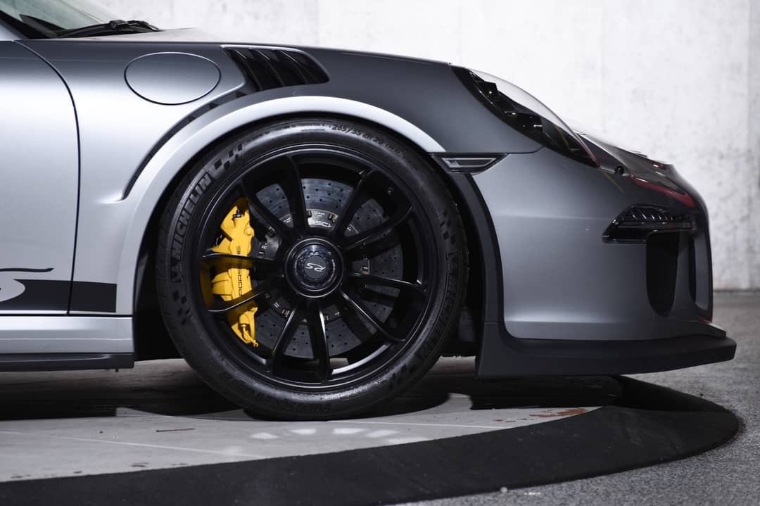 2016 Porsche 911 GT3 RS — photo 32
