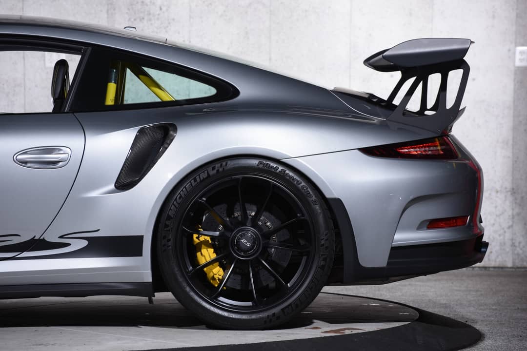 2016 Porsche 911 GT3 RS — photo 34