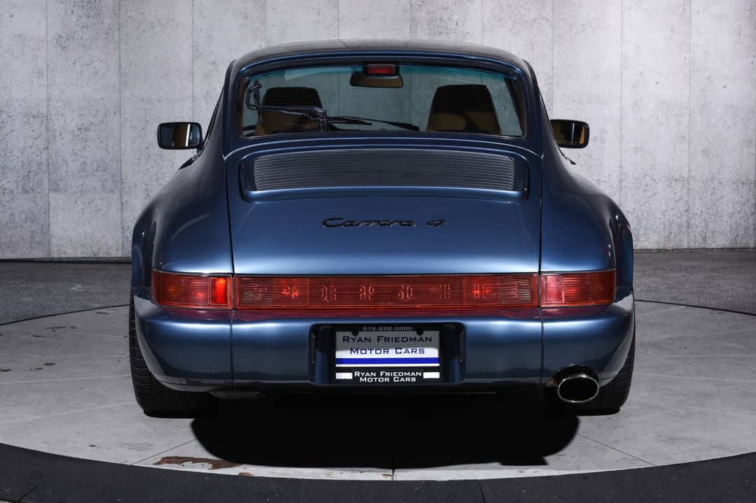 1990 Porsche 911 Carrera 4 — photo 9