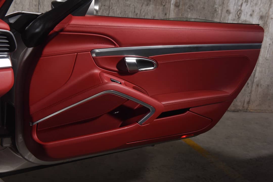 2013 Porsche 911 Carrera S — photo 21