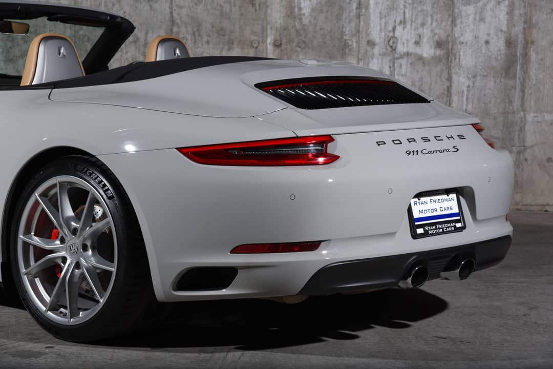 2019 Porsche 911 Carrera S — photo 29