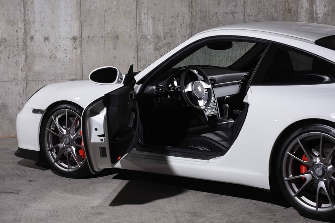 2010 Porsche 911 GT3 — photo 15