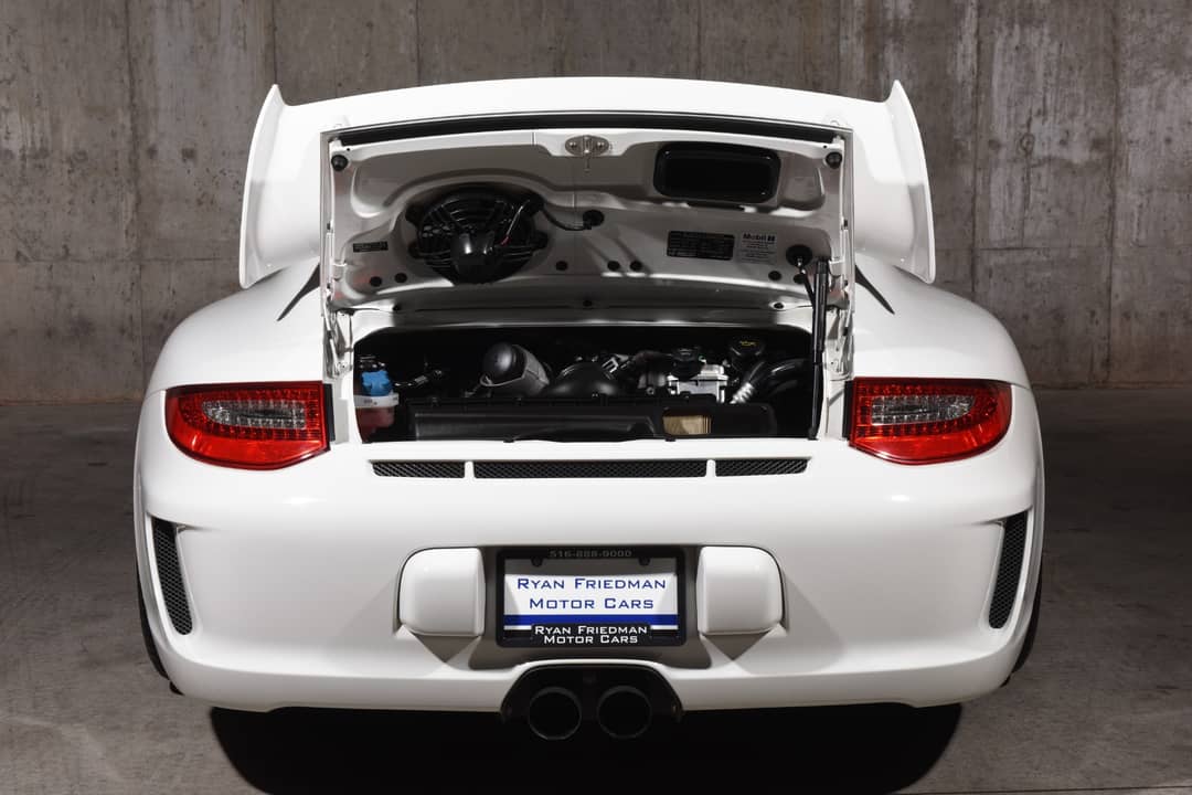 2010 Porsche 911 GT3 — photo 26