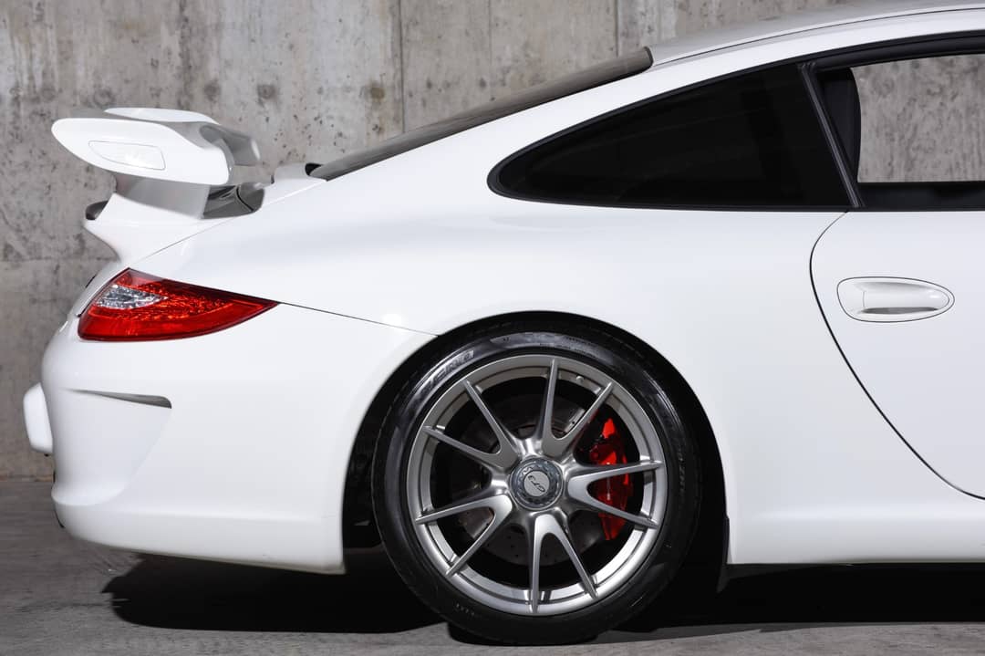 2010 Porsche 911 GT3 — photo 33