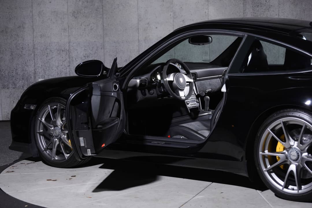 2010 Porsche 911 GT3 — photo 11