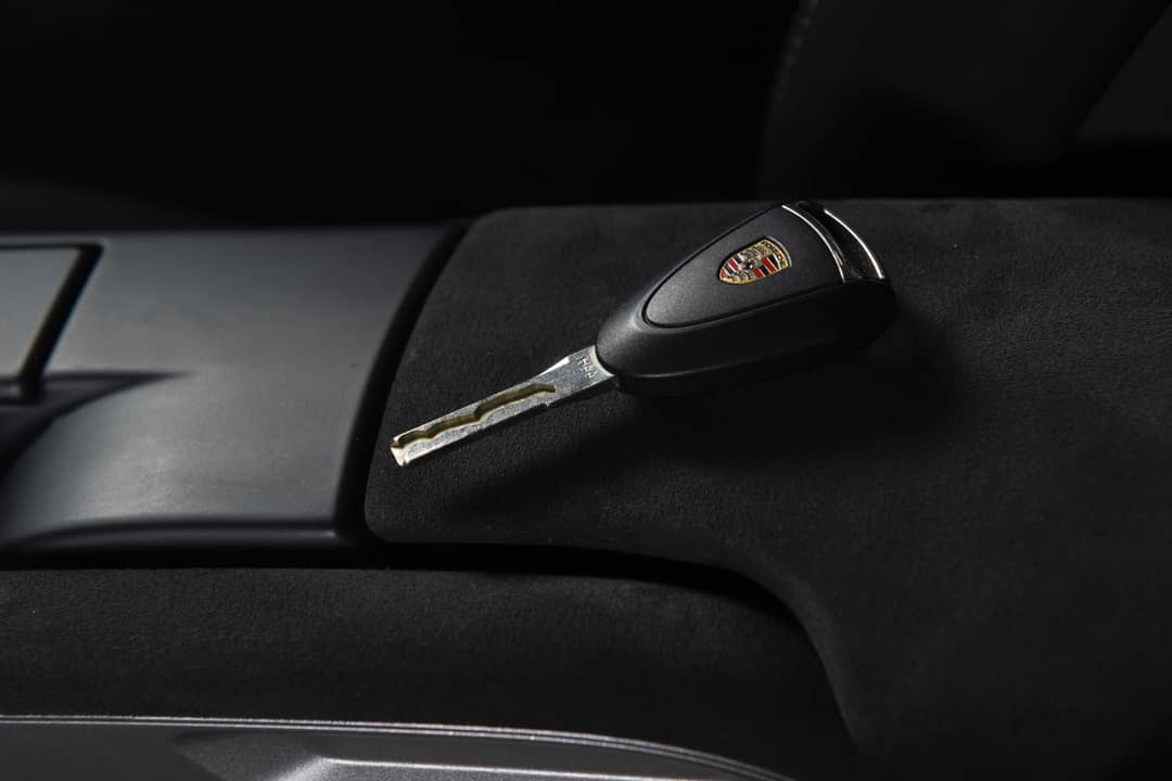 2010 Porsche 911 GT3 — photo 26